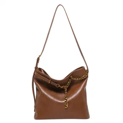 HIGH-QUALITY TEXTURED UNDERARM HANDBAG
